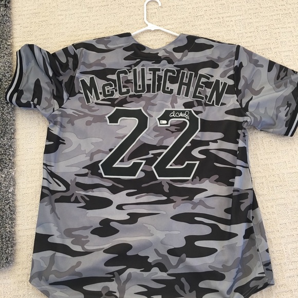 mccutchen signed jersey